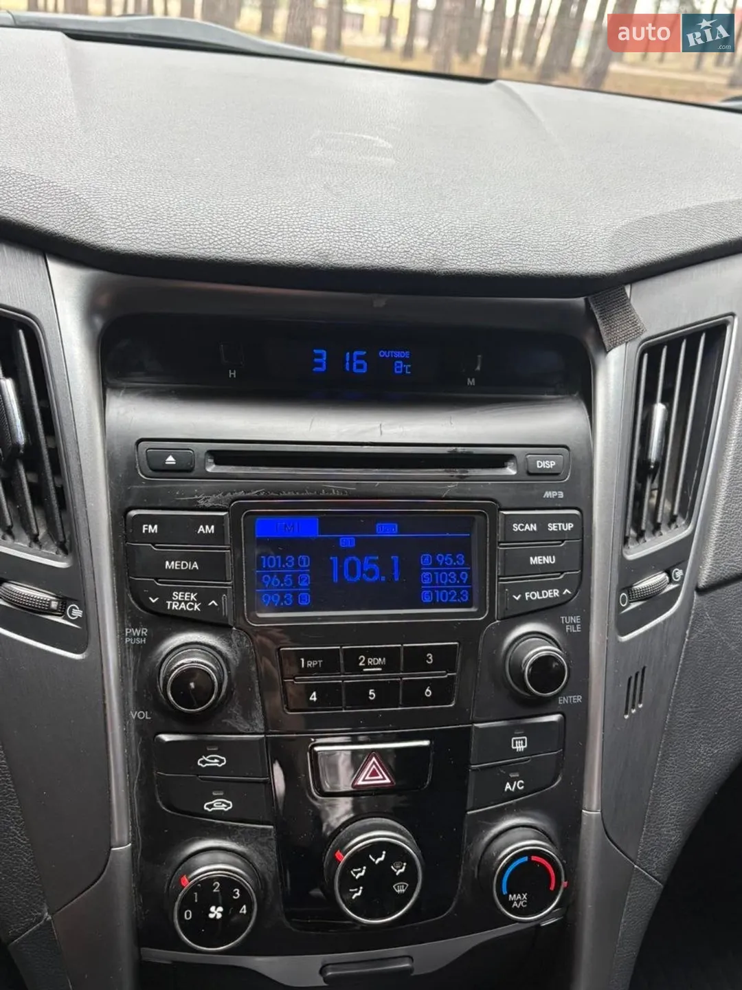 2013 Hyundai Sonata - мініатюра 20