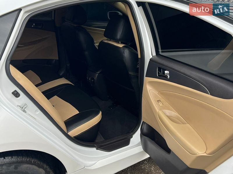 Седан Hyundai Sonata 2011 в Одессе