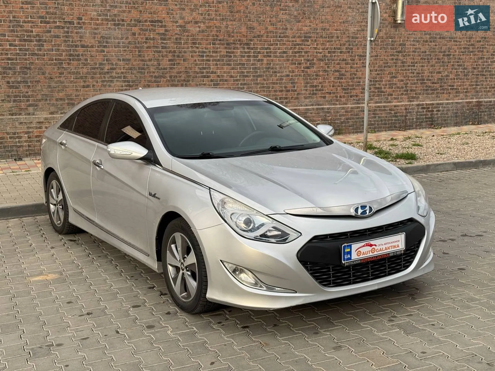 2011 Hyundai Sonata - мініатюра 5