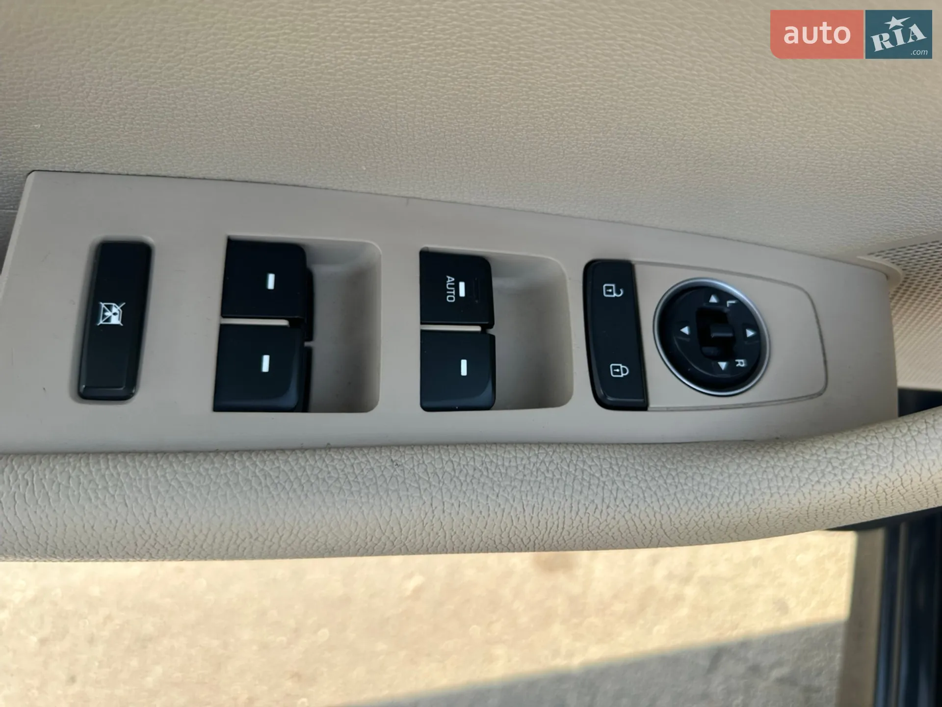 2017 Hyundai Sonata - мініатюра 13