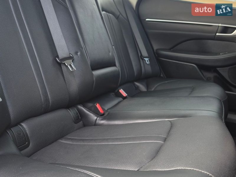 Седан Hyundai Sonata 2021 в Киеве