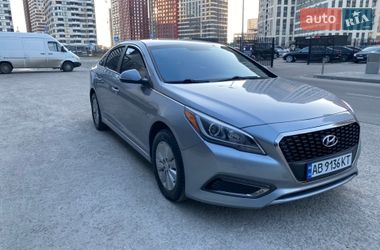 Седан Hyundai Sonata 2015 в Киеве