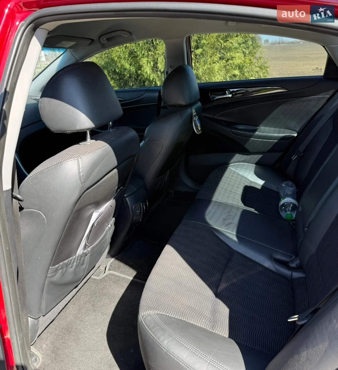 2010 Hyundai Sonata - мініатюра 12