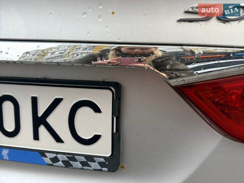 Седан Hyundai Sonata 2010 в Ирпене