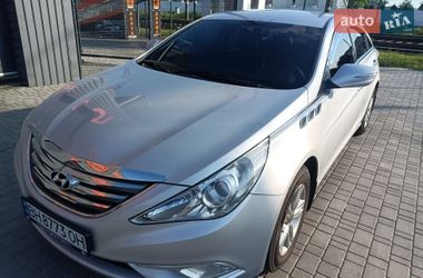 Седан Hyundai Sonata 2014 в Татарбунарах