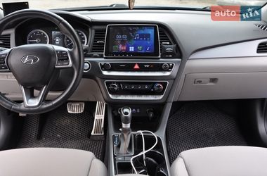 Седан Hyundai Sonata 2017 в Одессе