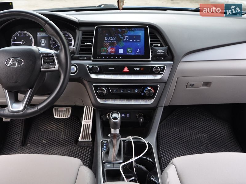 Седан Hyundai Sonata 2017 в Одессе