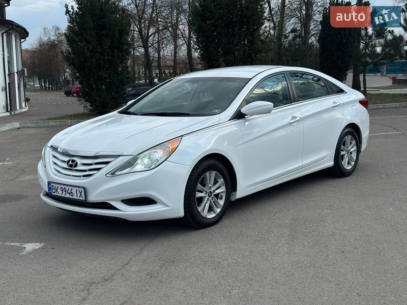 Hyundai Sonata 2012