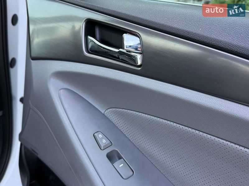 Седан Hyundai Sonata 2013 в Стрые фото 34 Седан Hyundai Sonata 2013 в Стрые