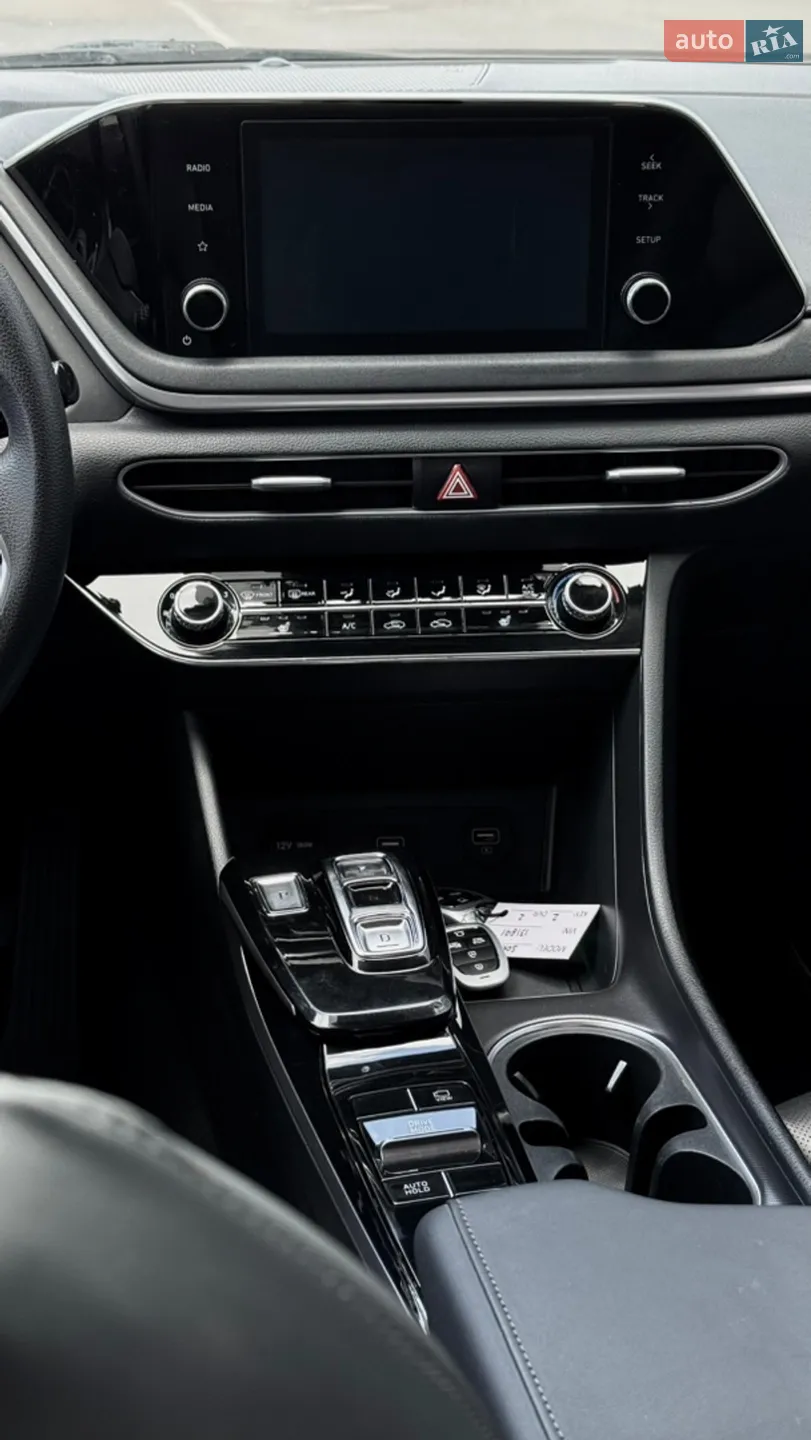 2020 Hyundai Sonata - мініатюра 26