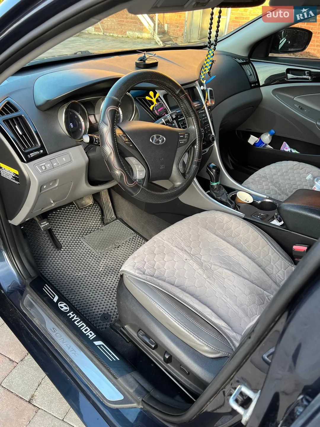 2011 Hyundai Sonata - мініатюра 2