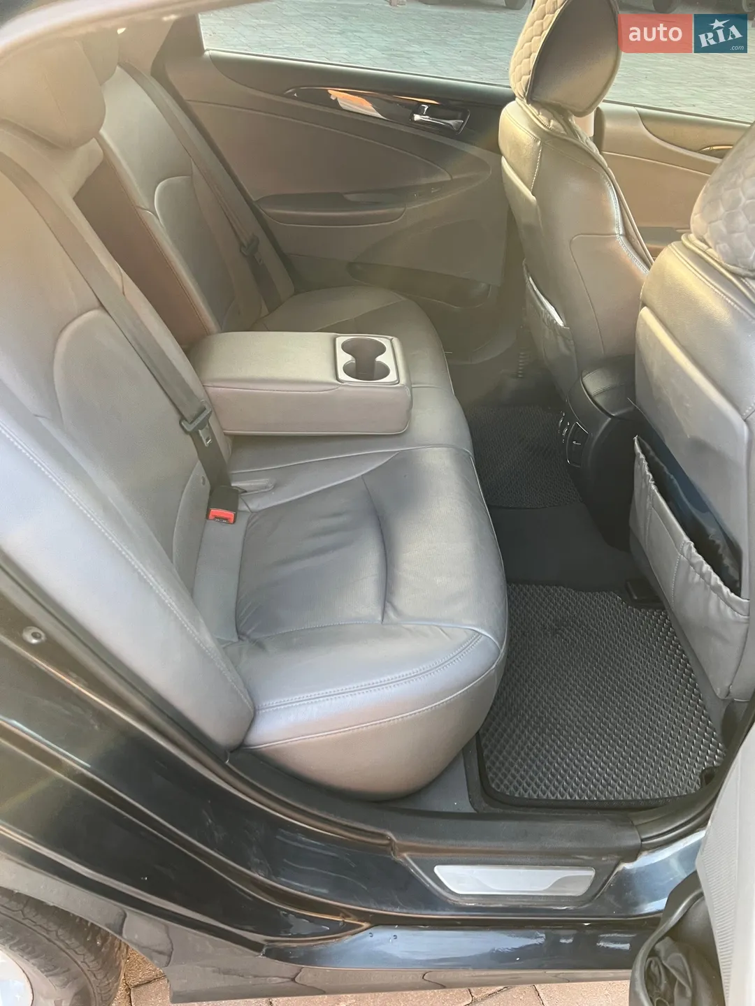 2011 Hyundai Sonata - мініатюра 19