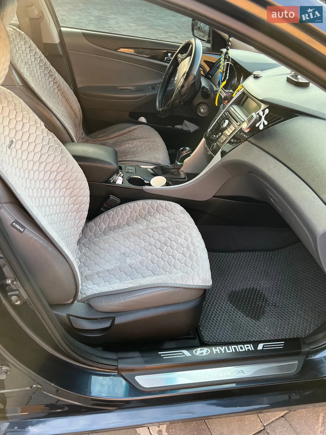 2011 Hyundai Sonata - мініатюра 20