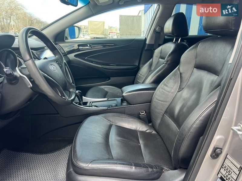 Седан Hyundai Sonata 2012 в Одесі