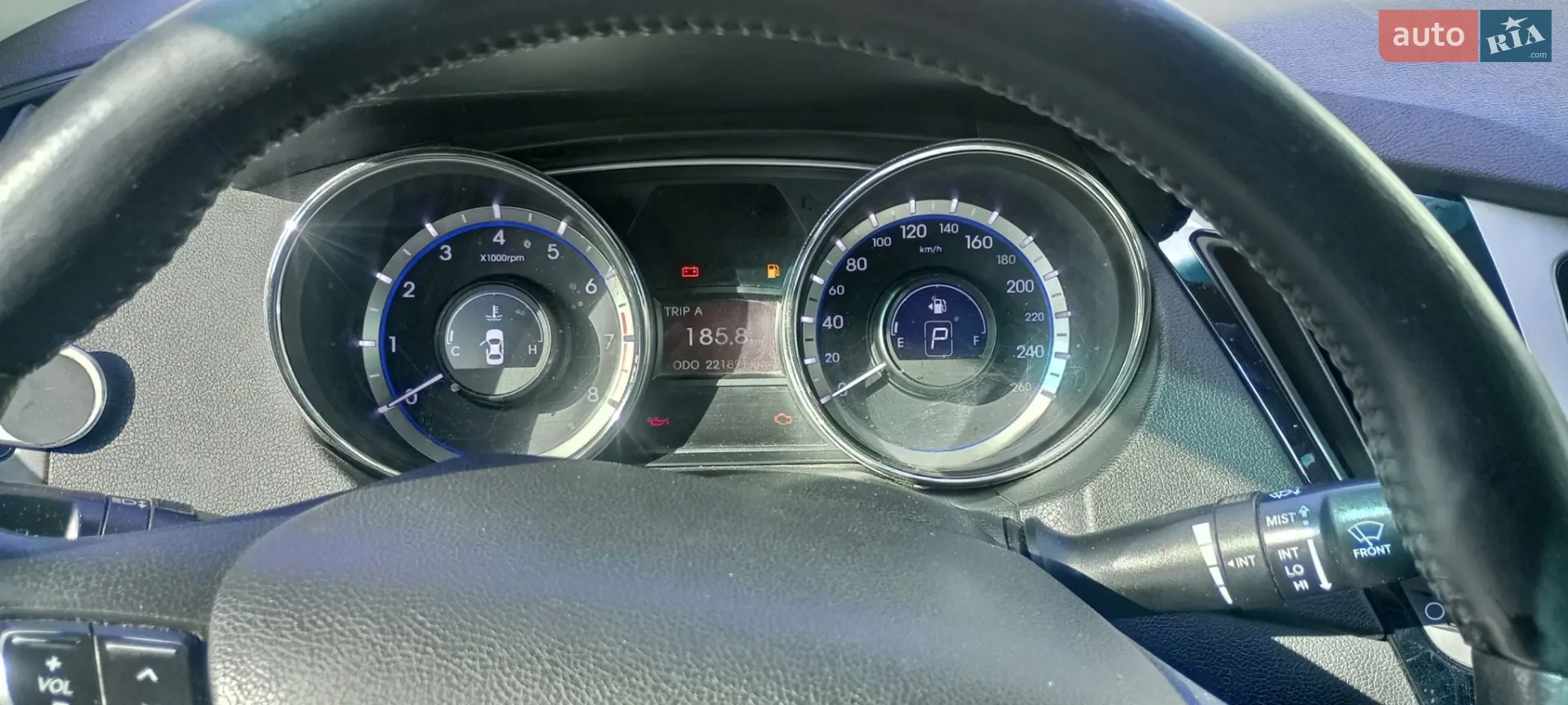 2010 Hyundai Sonata - мініатюра 2
