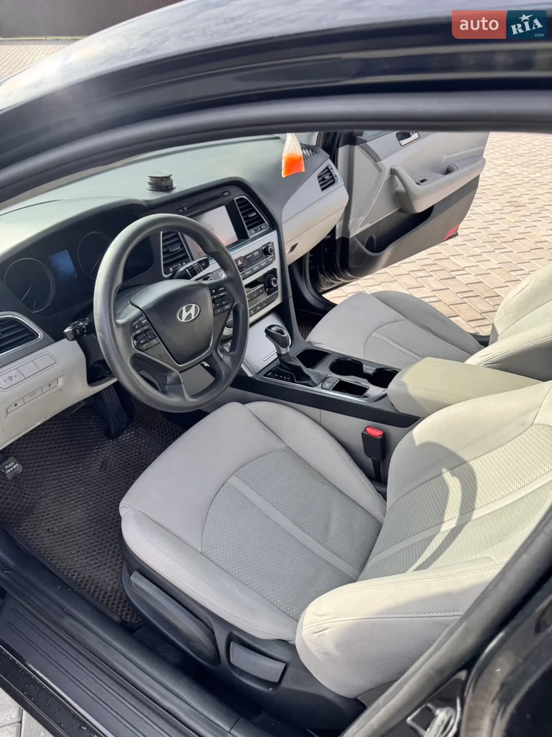 2017 Hyundai Sonata - мініатюра 10