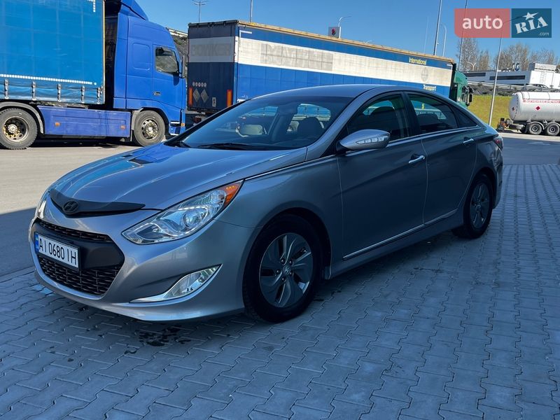 Hyundai Sonata 2013