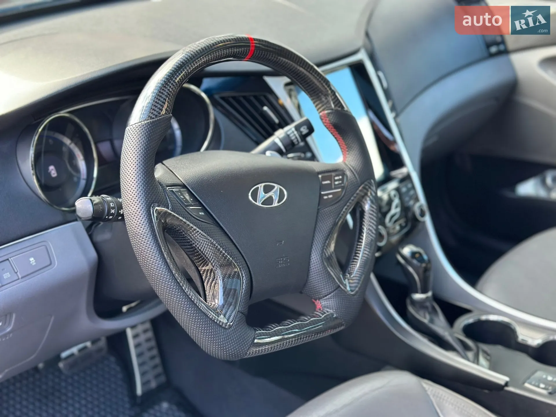 2013 Hyundai Sonata - мініатюра 27
