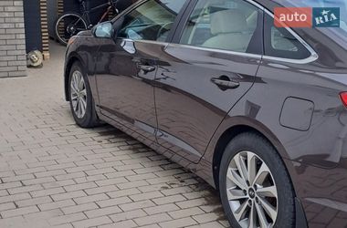 Седан Hyundai Sonata 2015 в Вознесенске