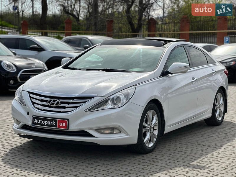 Hyundai Sonata 2012
