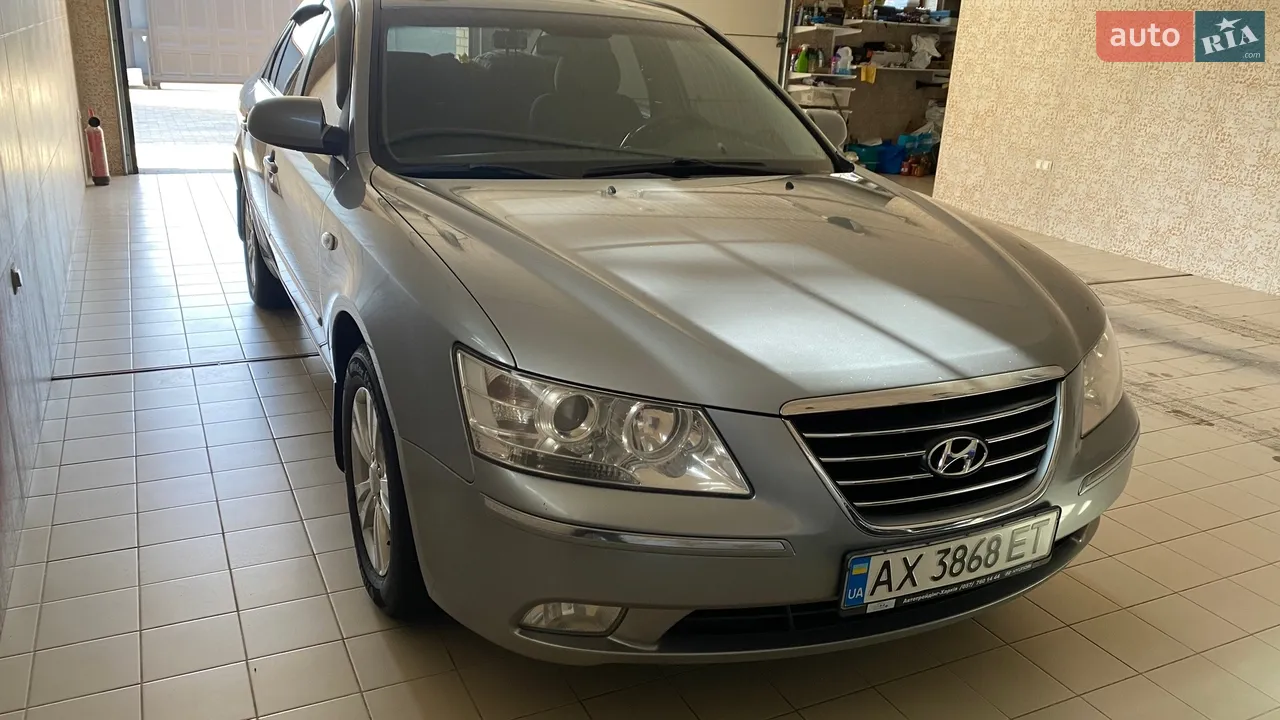 2010 Hyundai Sonata - мініатюра 21
