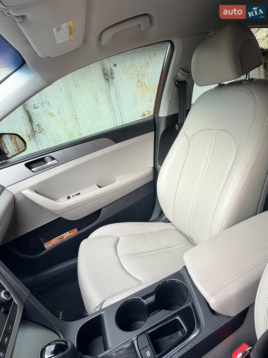 2016 Hyundai Sonata - мініатюра 19