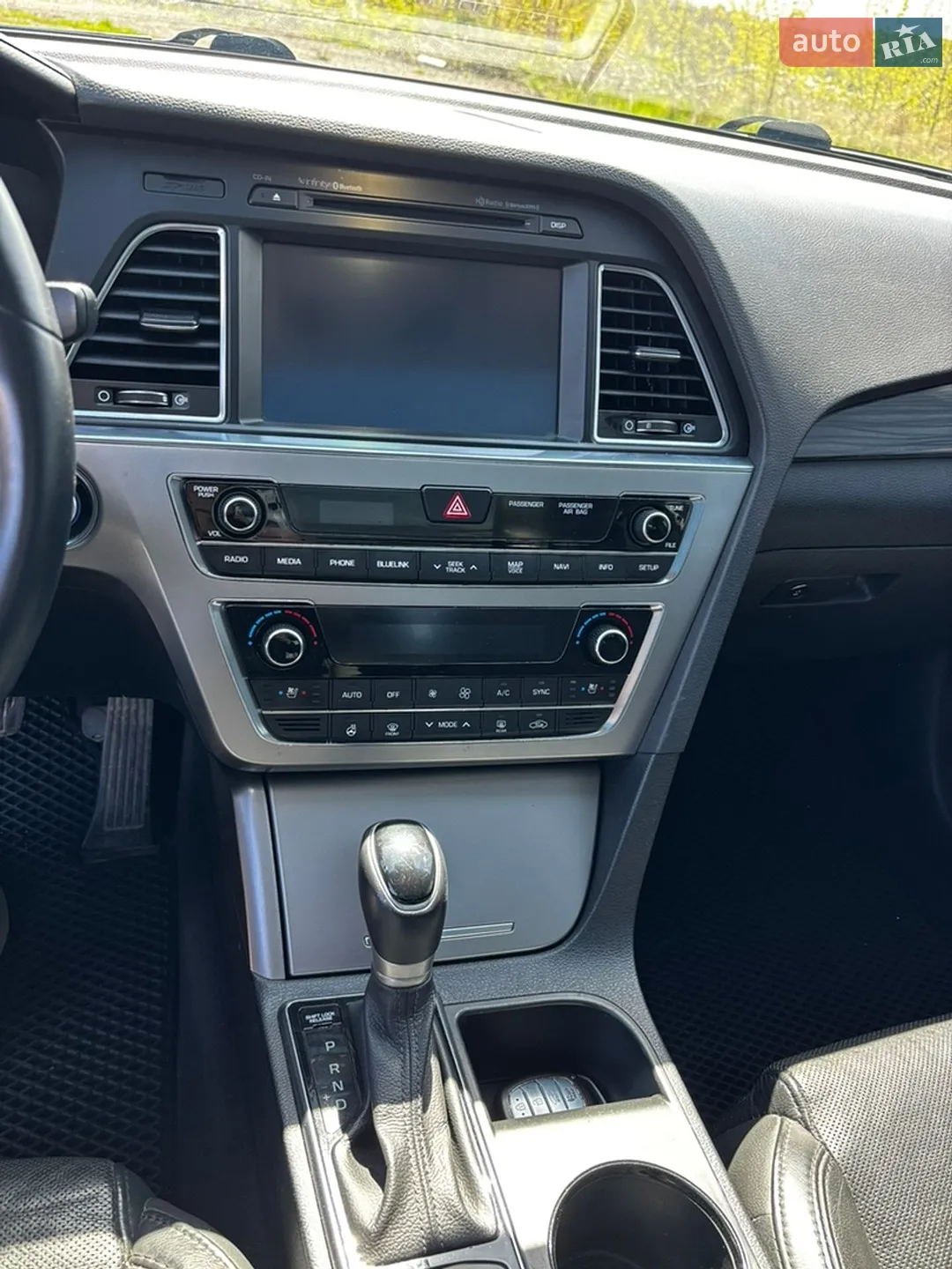 2015 Hyundai Sonata - мініатюра 22