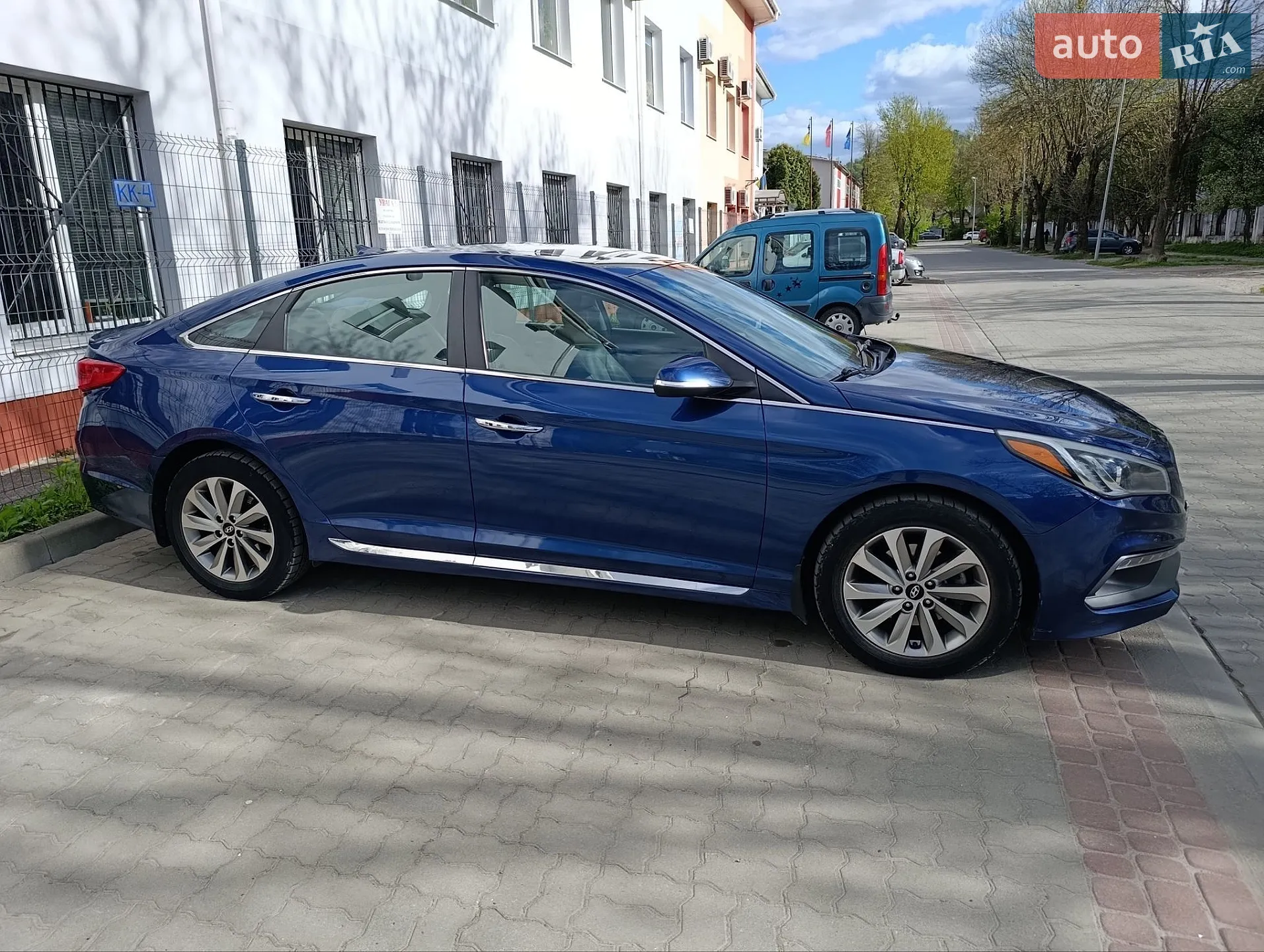 2016 Hyundai Sonata - мініатюра 12