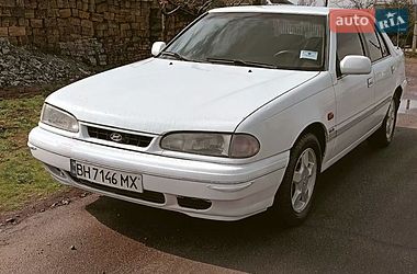 Седан Hyundai Sonata 1993 в Николаеве
