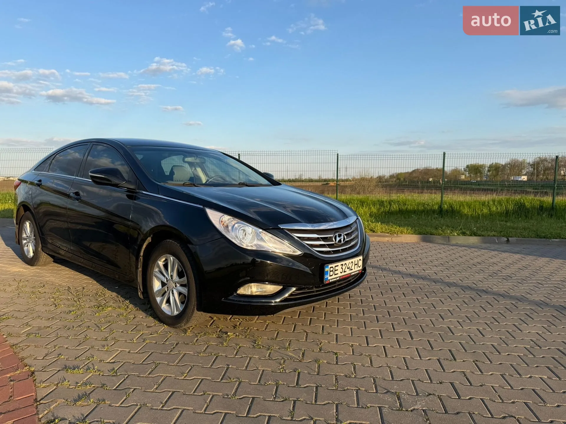 2011 Hyundai Sonata - мініатюра 3