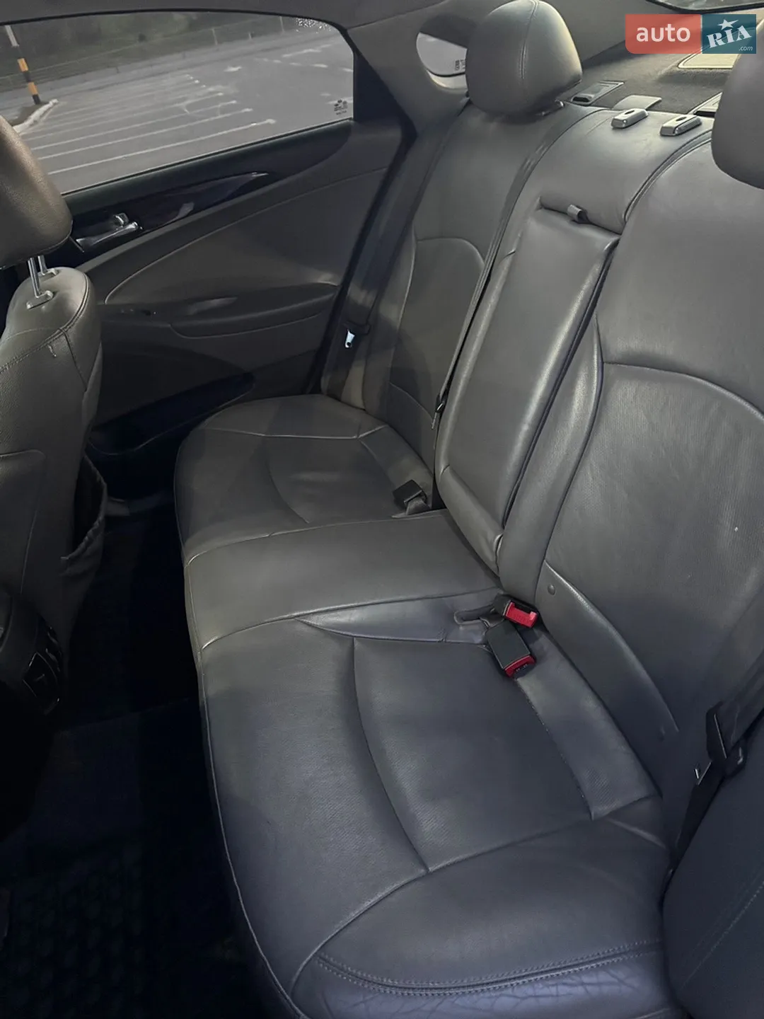 2011 Hyundai Sonata - мініатюра 8