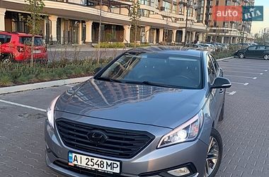 Седан Hyundai Sonata 2016 в Киеве