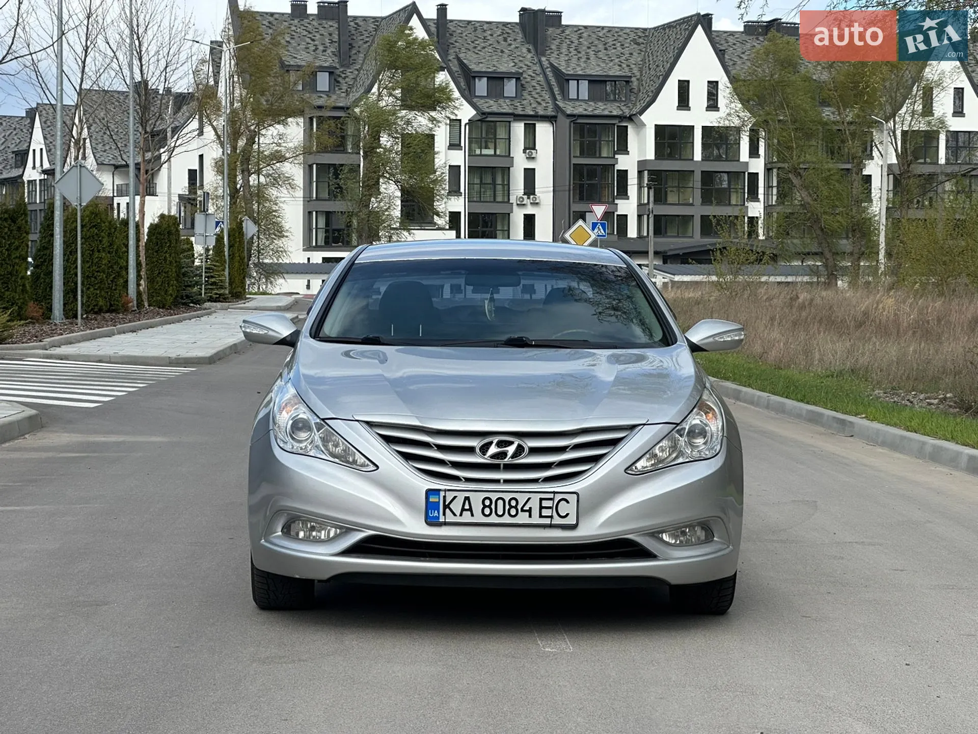 2010 Hyundai Sonata - мініатюра 2