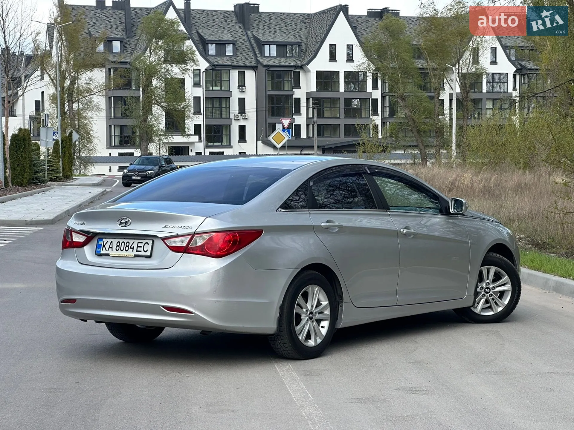 2010 Hyundai Sonata - мініатюра 4