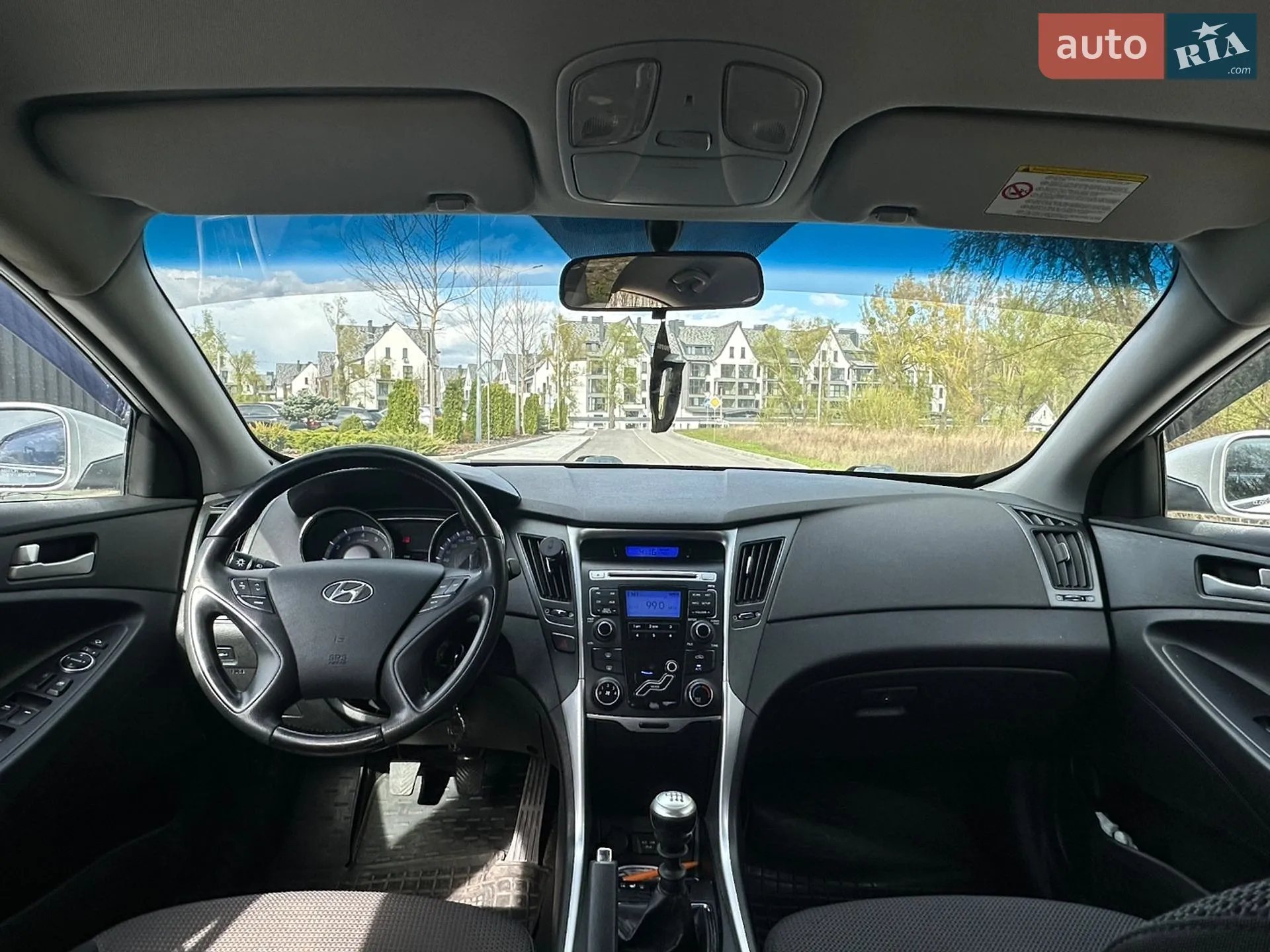 2010 Hyundai Sonata - мініатюра 9