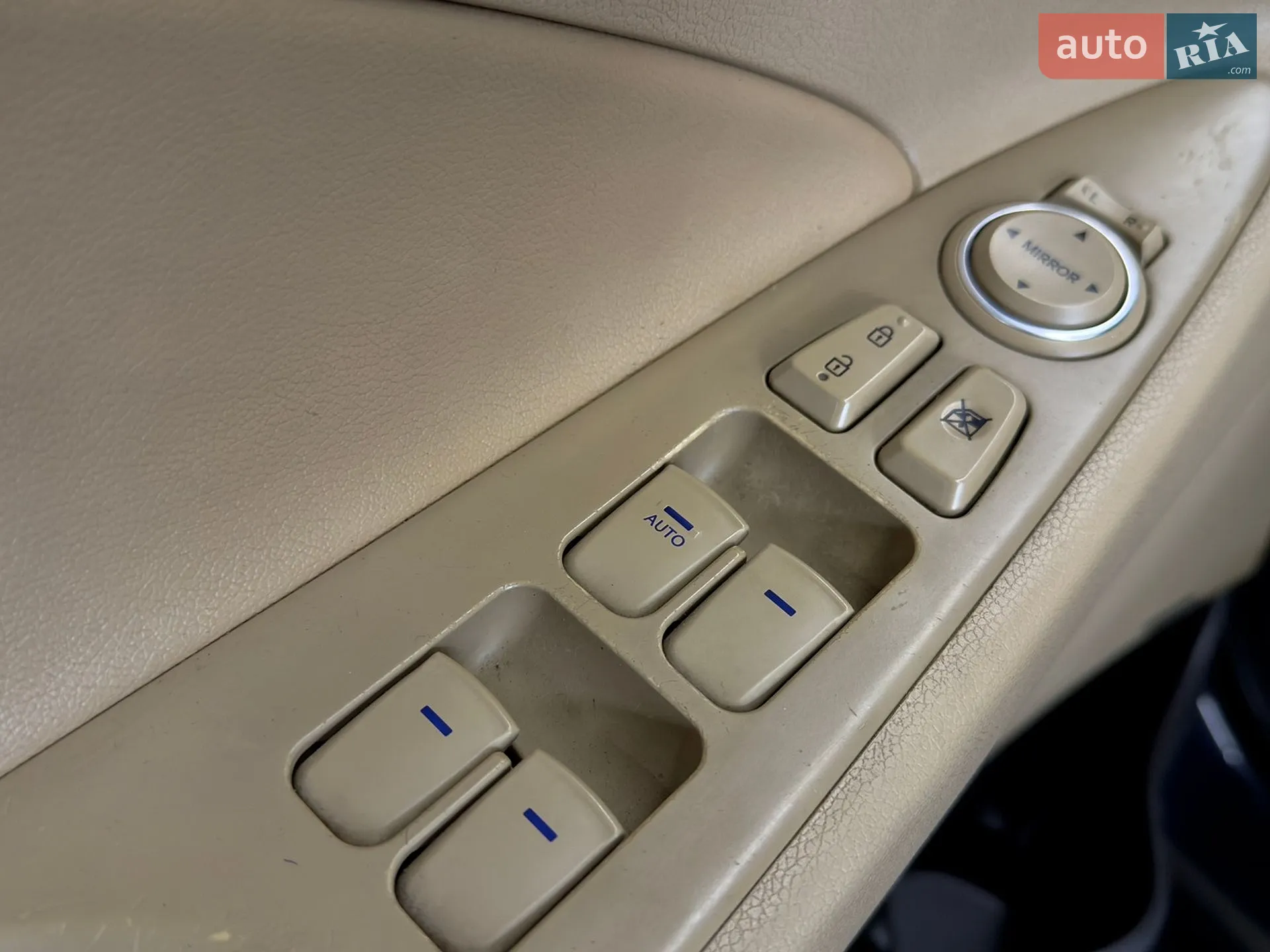 2014 Hyundai Sonata - мініатюра 25