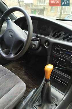Седан Hyundai Sonata 1997 в Киеве