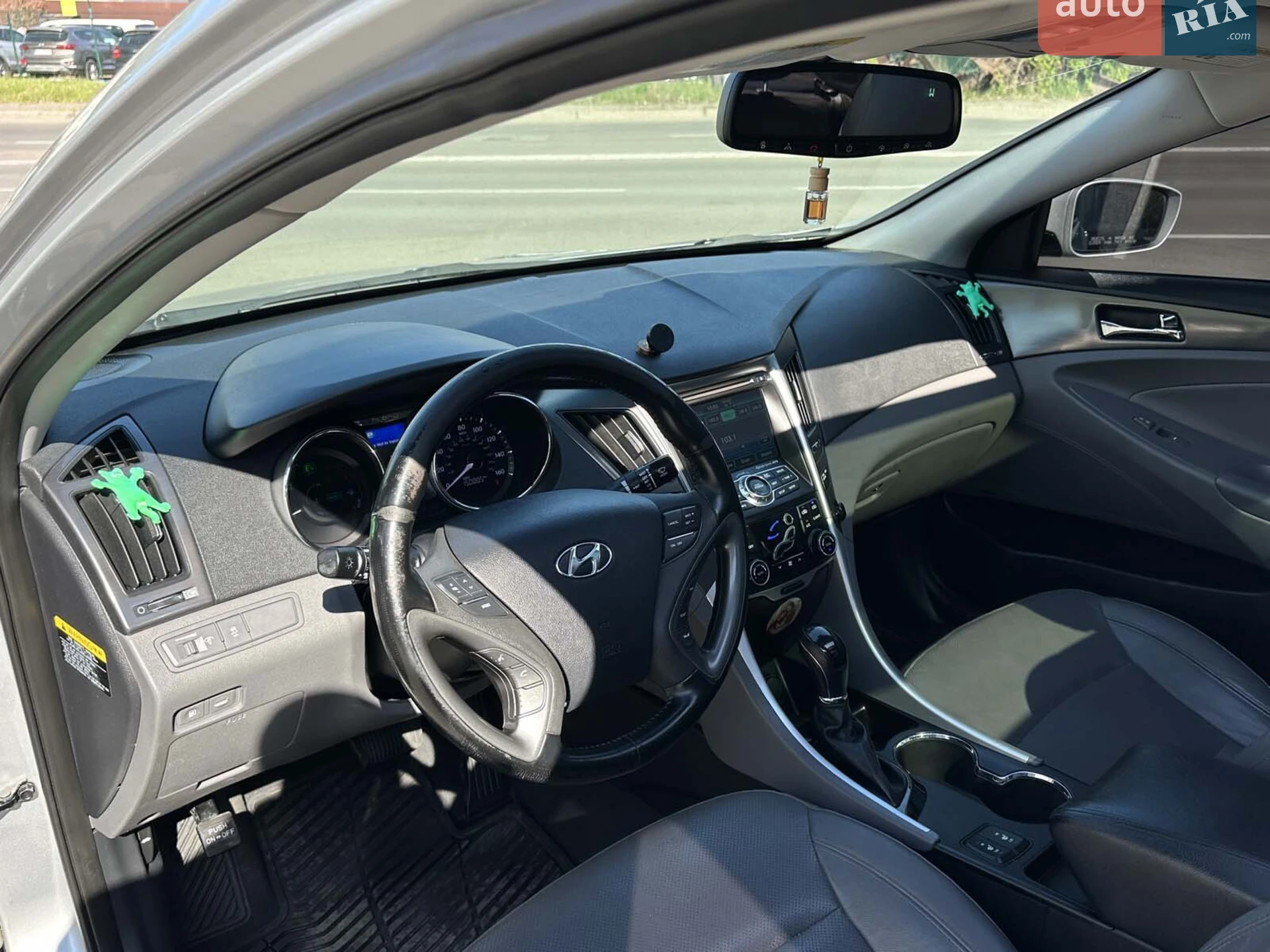 2013 Hyundai Sonata - мініатюра 24