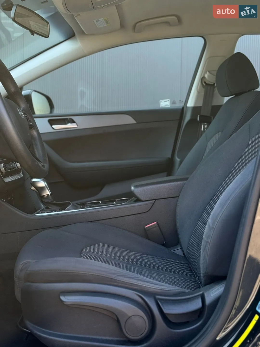 2018 Hyundai Sonata - мініатюра 20