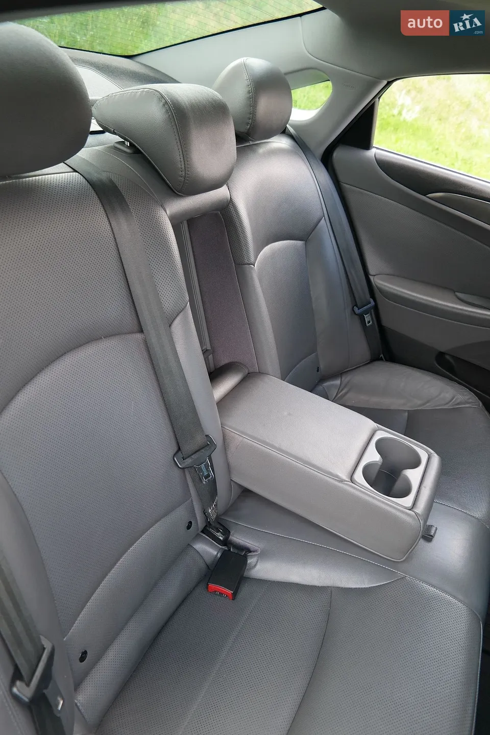 2011 Hyundai Sonata - мініатюра 10
