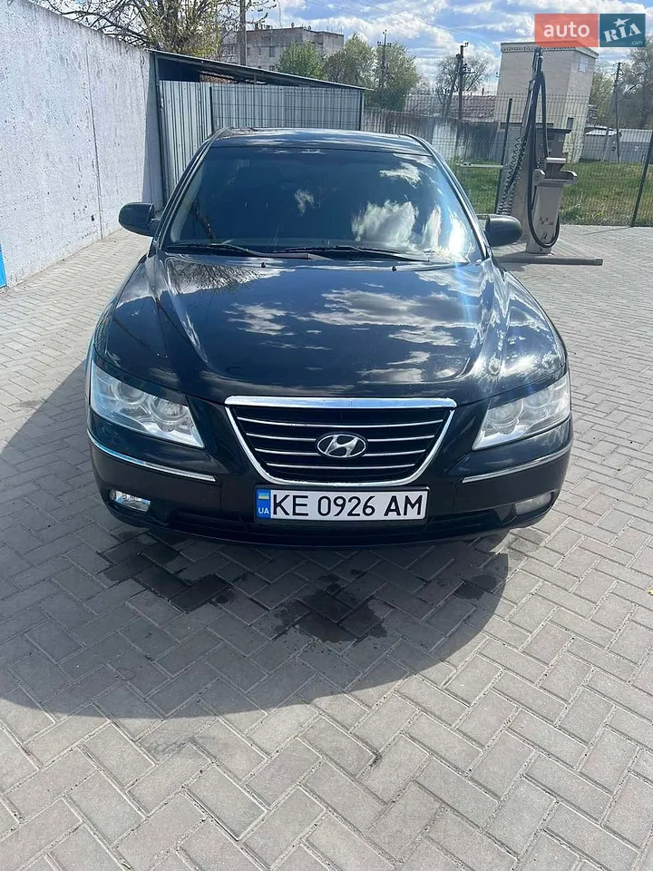 2010 Hyundai Sonata - мініатюра 19