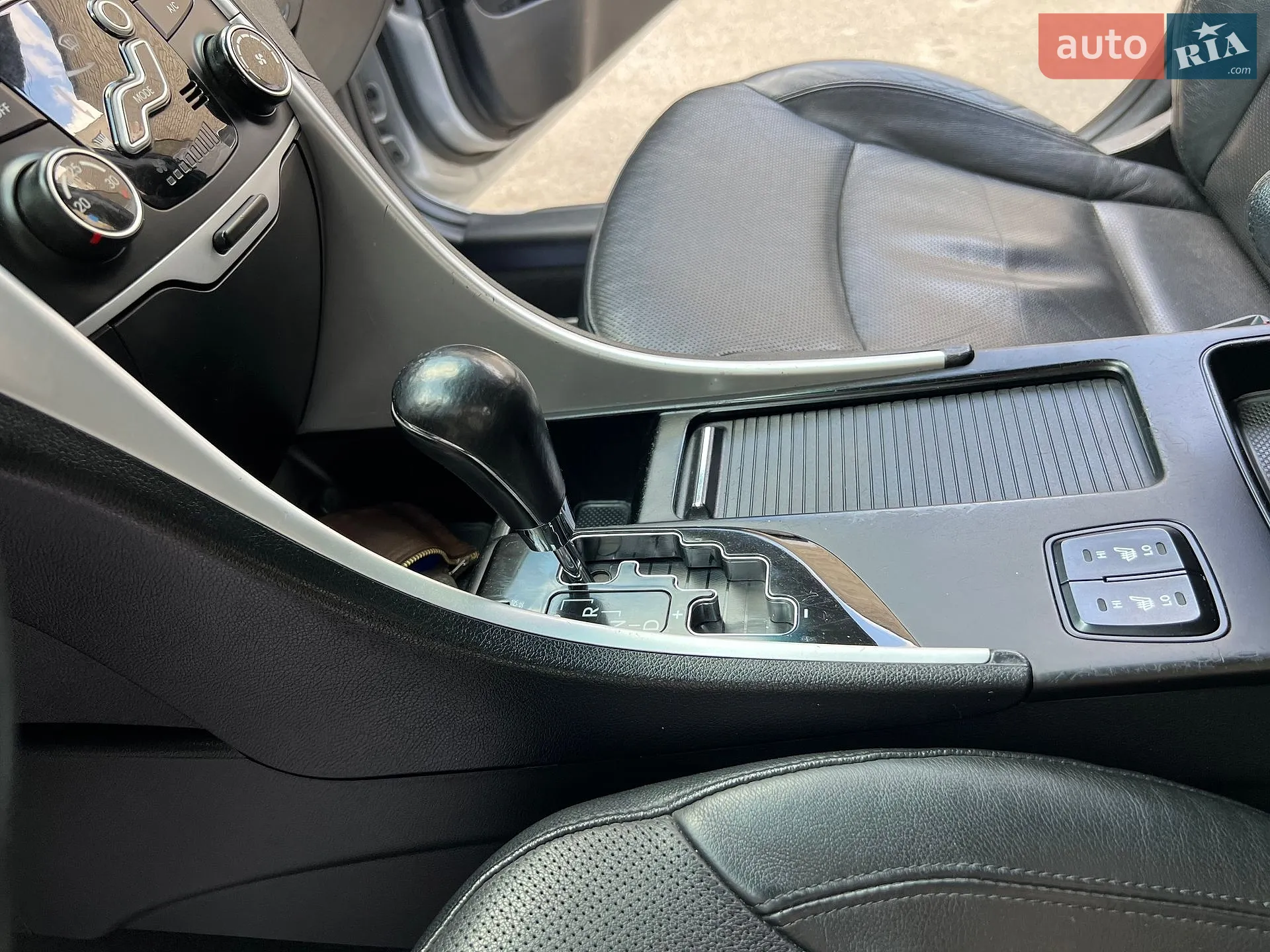 2011 Hyundai Sonata - мініатюра 7