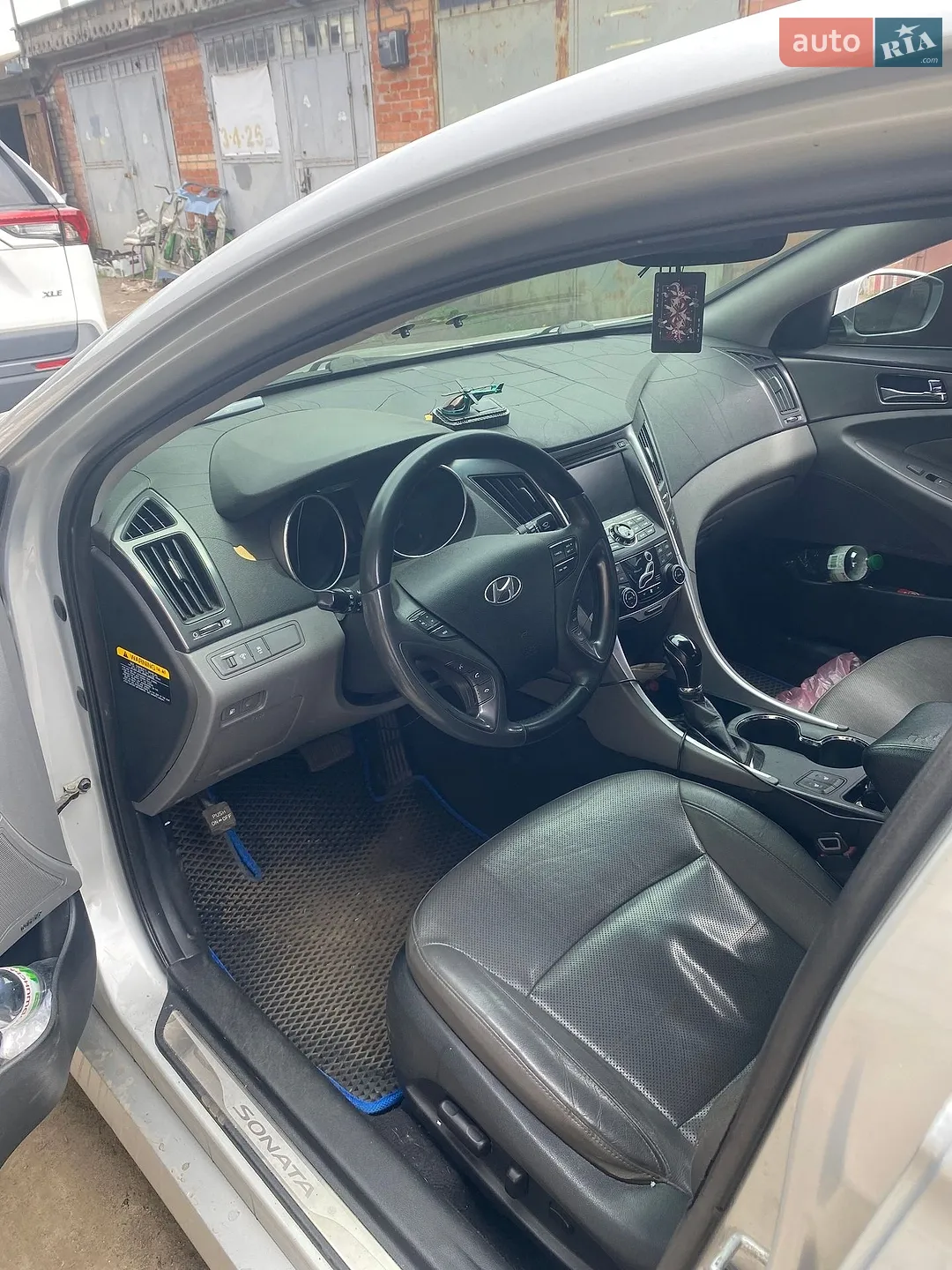 2011 Hyundai Sonata - мініатюра 6