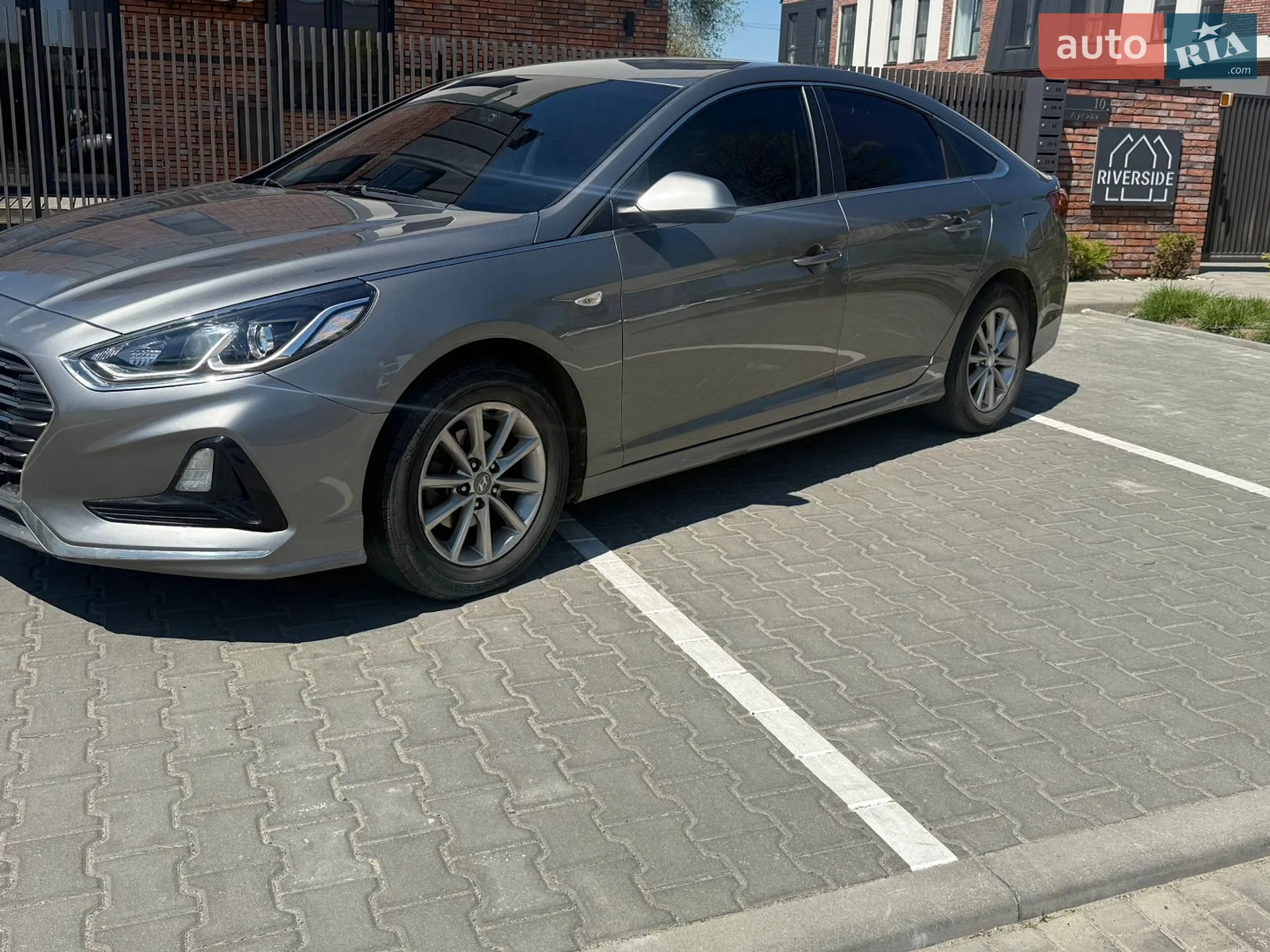 2017 Hyundai Sonata - мініатюра 20