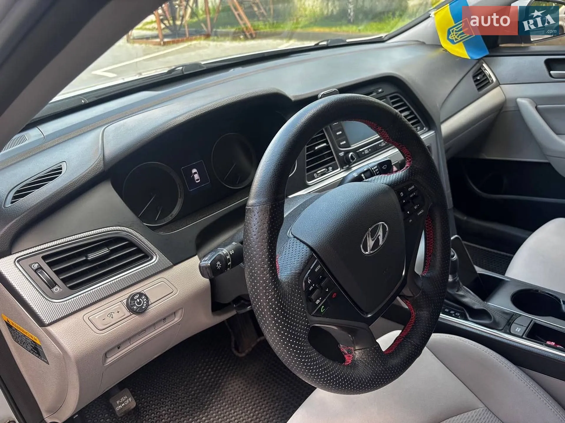 2015 Hyundai Sonata - мініатюра 14