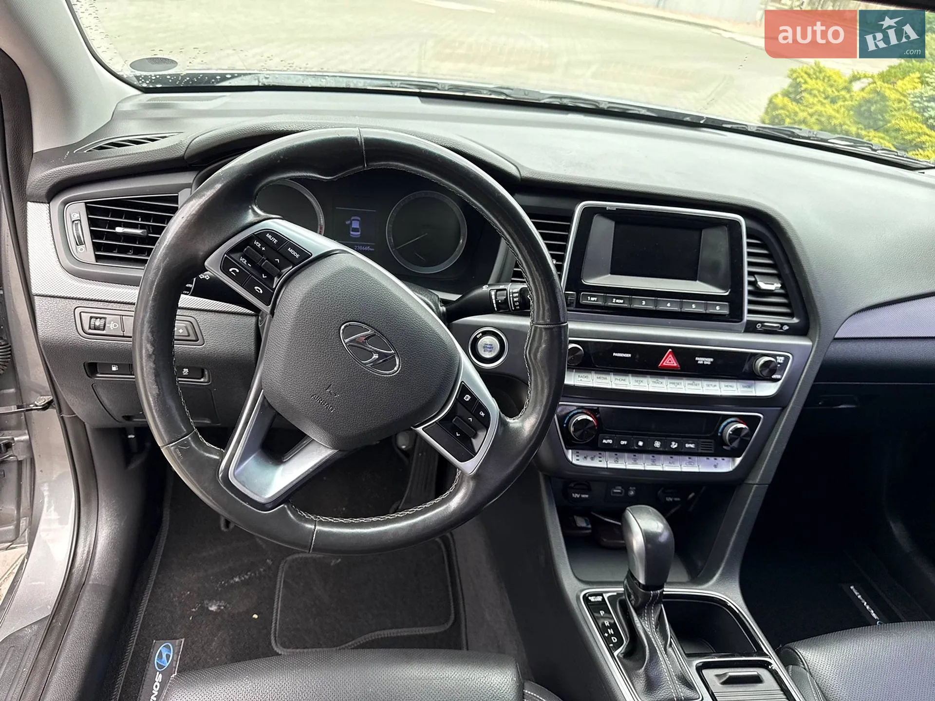 2018 Hyundai Sonata - мініатюра 27