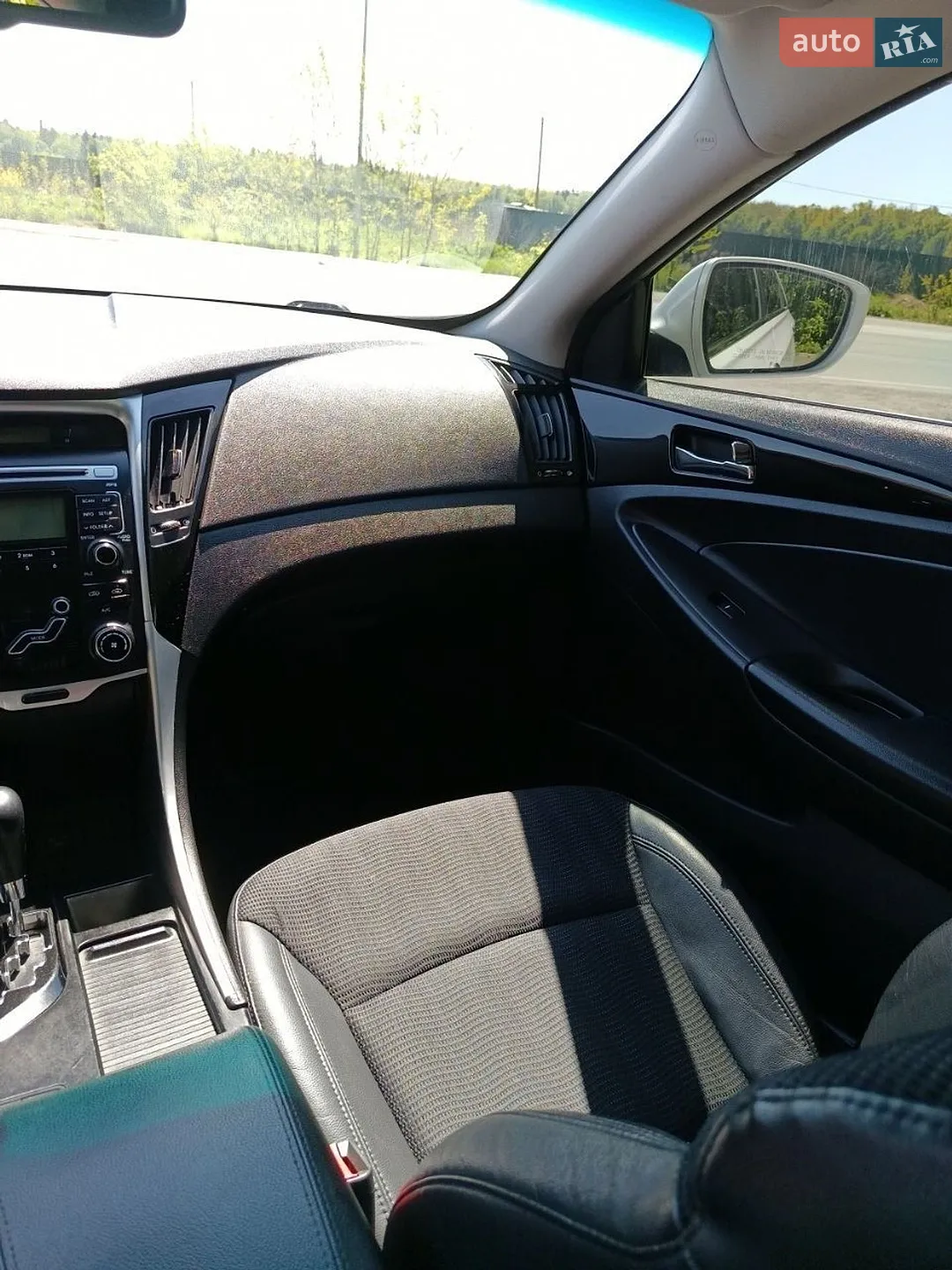 2011 Hyundai Sonata - мініатюра 19
