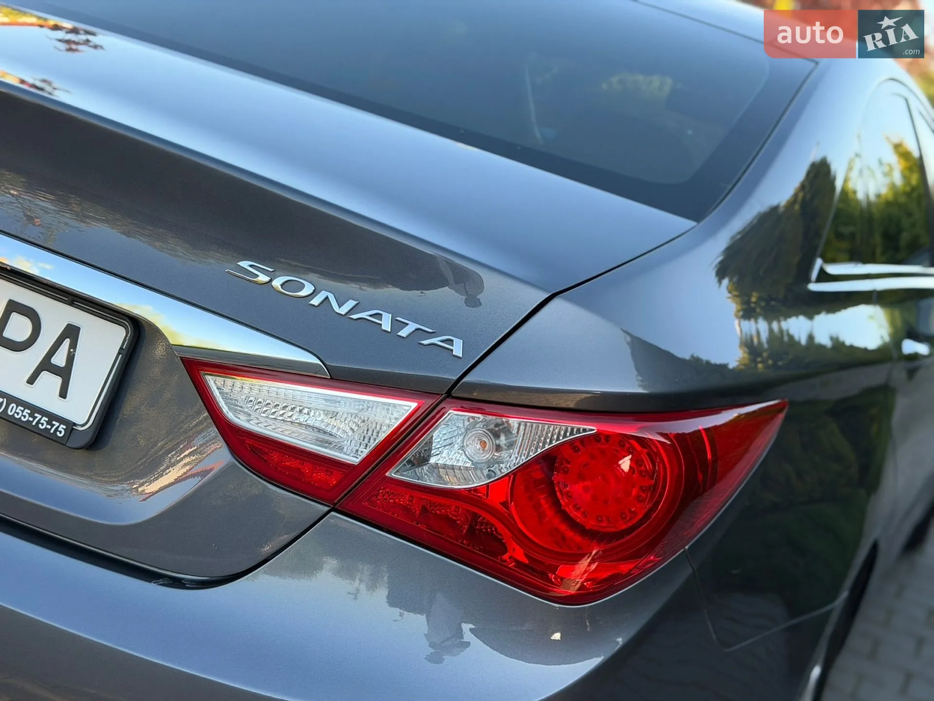 2010 Hyundai Sonata - мініатюра 19