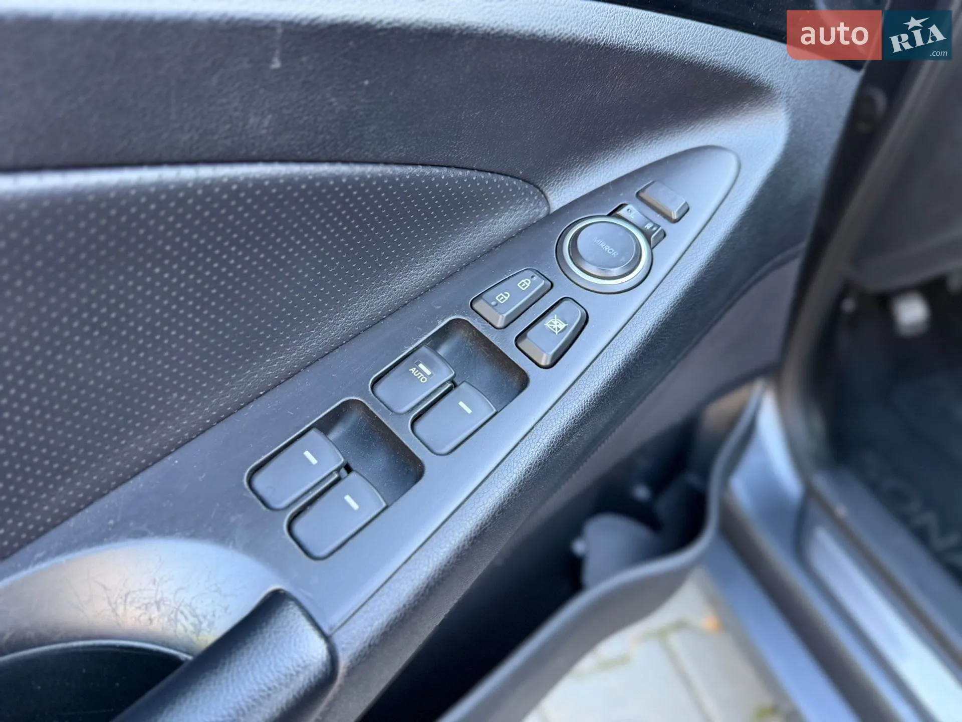 2010 Hyundai Sonata - мініатюра 34