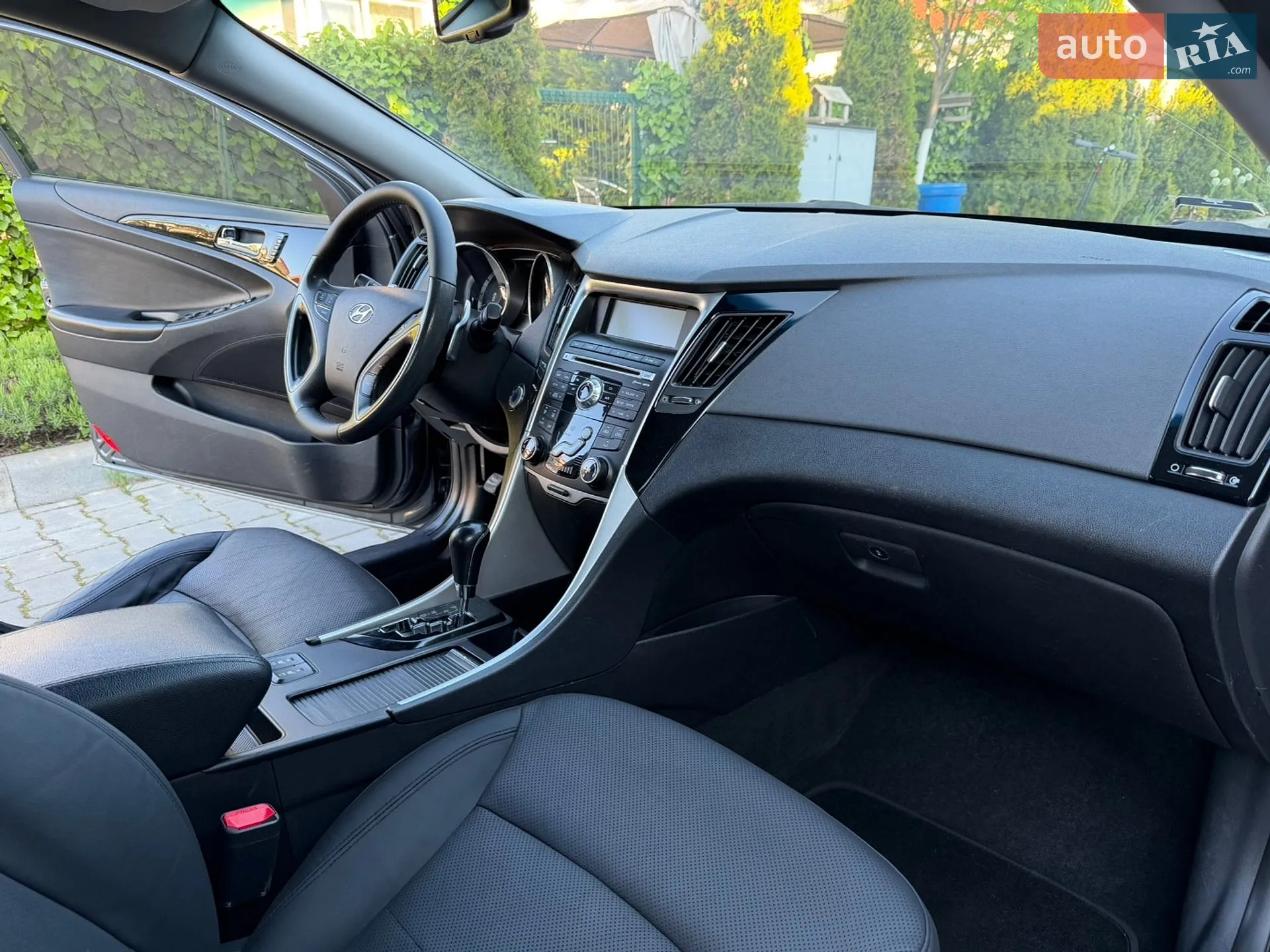 2010 Hyundai Sonata - мініатюра 49